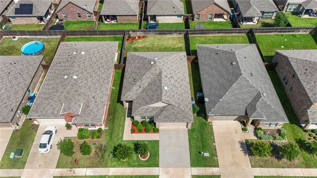 2300 Torch Lake Drive, Forney, TX 75126