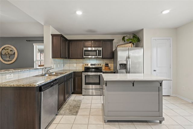 2300 Torch Lake Drive, Forney, TX 75126