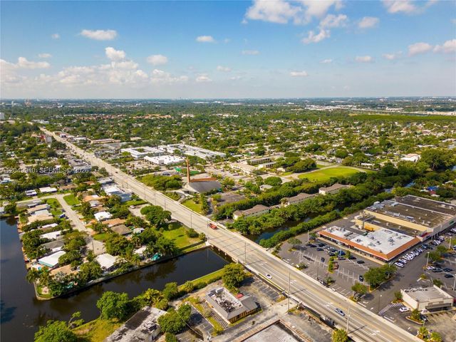 433 NW 40th Ct 1,2,3,4,5, Oakland Park, FL 33309