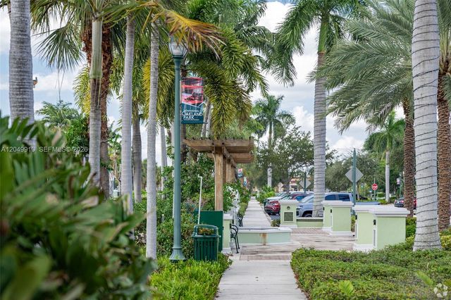 433 NW 40th Ct 1,2,3,4,5, Oakland Park, FL 33309