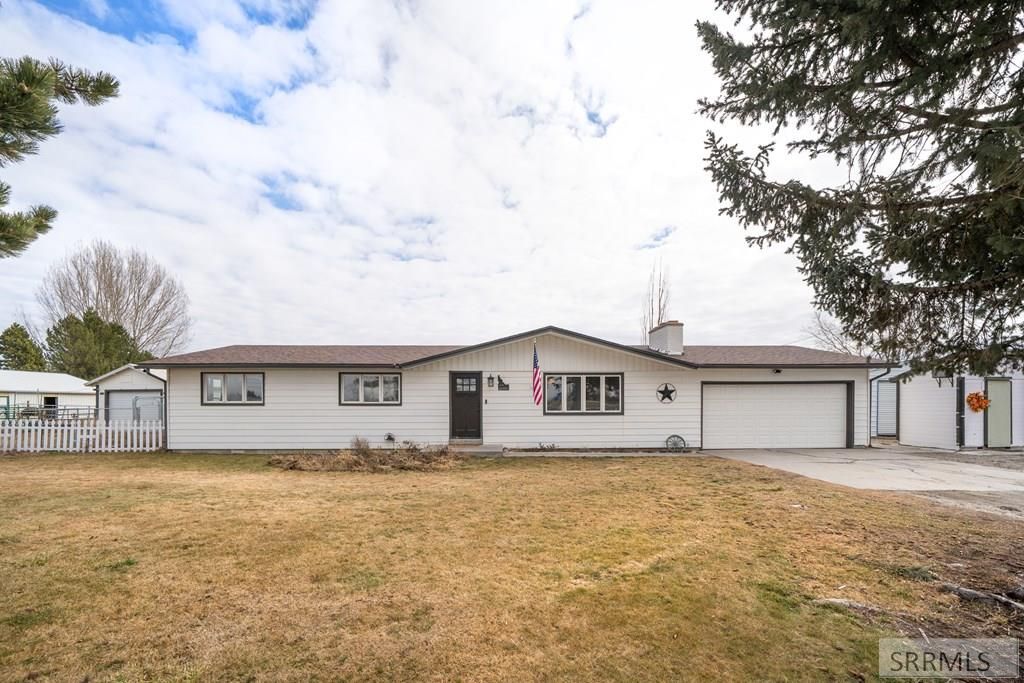 Image 2 of property listing at 524 W 100 N, Blackfoot, ID 83221