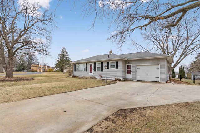 3230 Terrace Drive, Cedar Falls, IA 50613