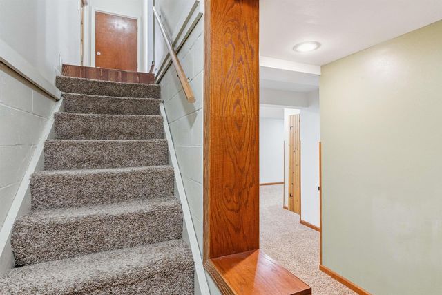 3230 Terrace Drive, Cedar Falls, IA 50613