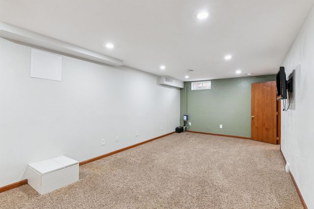 3230 Terrace Drive, Cedar Falls, IA 50613