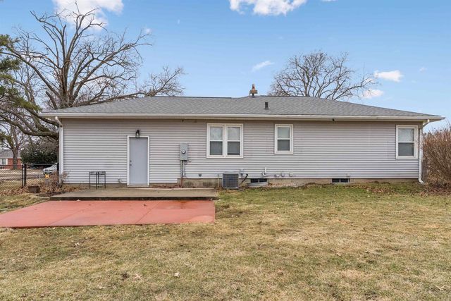 3230 Terrace Drive, Cedar Falls, IA 50613