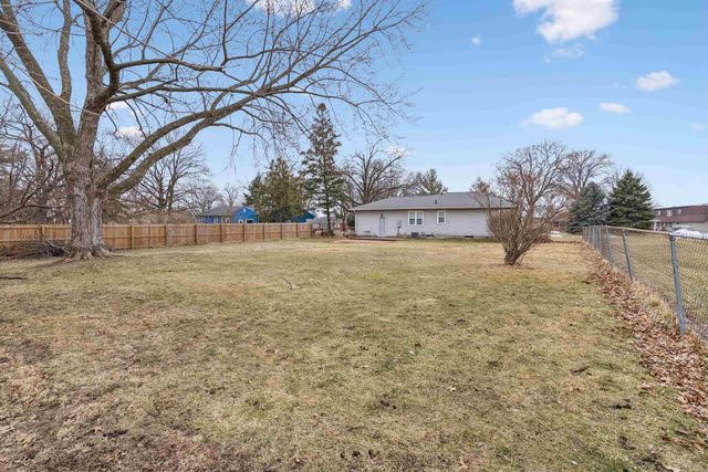 3230 Terrace Drive, Cedar Falls, IA 50613