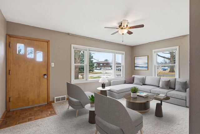 3230 Terrace Drive, Cedar Falls, IA 50613