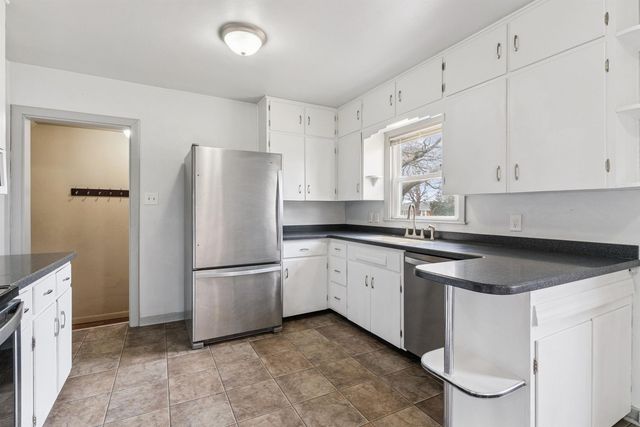 3230 Terrace Drive, Cedar Falls, IA 50613