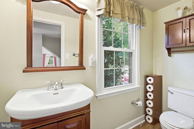 8402 UXBRIDGE CT, Springfield, VA 22151
