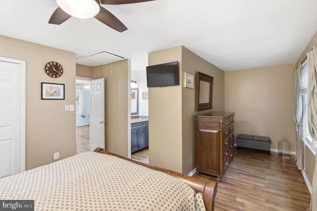8402 UXBRIDGE CT, Springfield, VA 22151