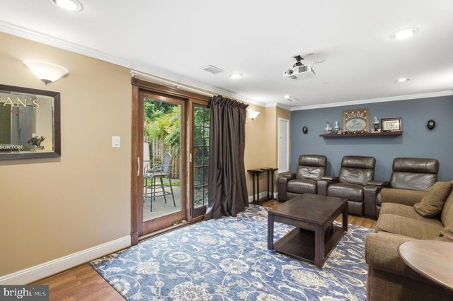 8402 UXBRIDGE CT, Springfield, VA 22151
