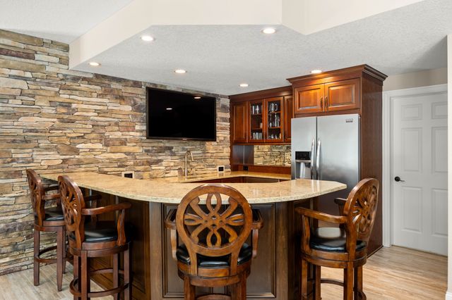 3965 Black Bear Pointe, Waukee, IA 50263