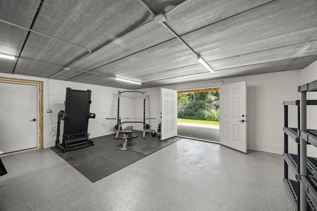 3965 Black Bear Pointe, Waukee, IA 50263