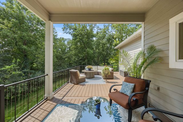 3965 Black Bear Pointe, Waukee, IA 50263