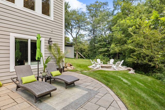 3965 Black Bear Pointe, Waukee, IA 50263