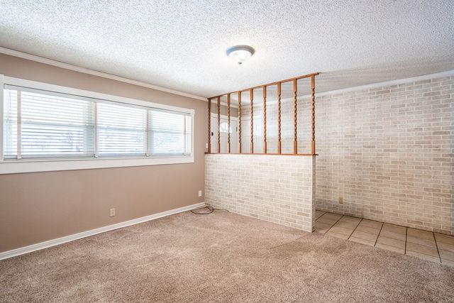 705 NE Fifth St, Andrews, TX 79714