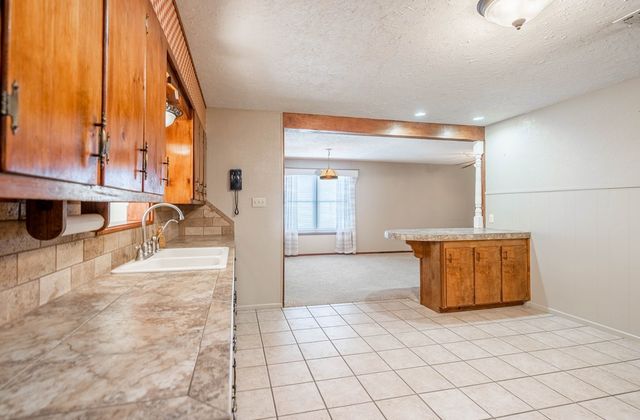 705 NE Fifth St, Andrews, TX 79714