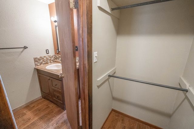 705 NE Fifth St, Andrews, TX 79714