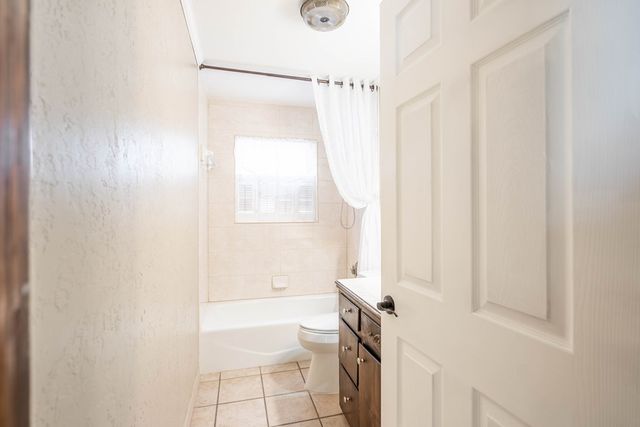 705 NE Fifth St, Andrews, TX 79714