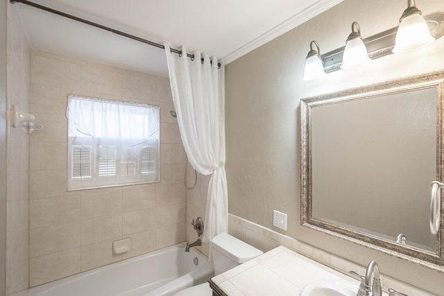 705 NE Fifth St, Andrews, TX 79714