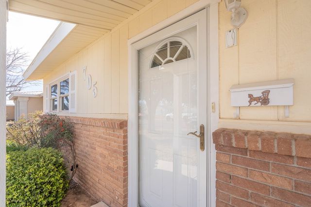 705 NE Fifth St, Andrews, TX 79714