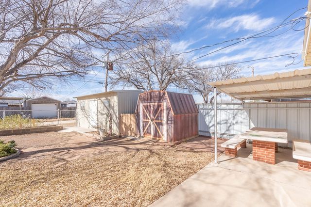 705 NE Fifth St, Andrews, TX 79714