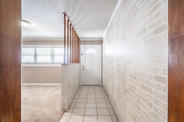 705 NE Fifth St, Andrews, TX 79714