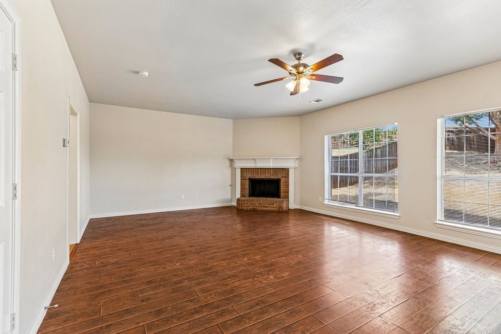 1809 Morning Glory Drive, Corinth, TX 76210 — photo 5