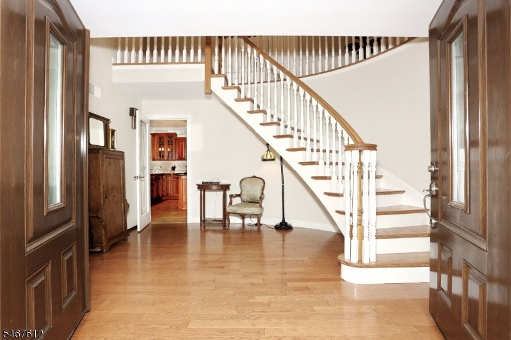 838 Iron Latch Rd, Franklin Lakes Boro, NJ 07417 — photo 2