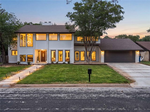 4502 Mountain Path DR, Austin, TX 78759