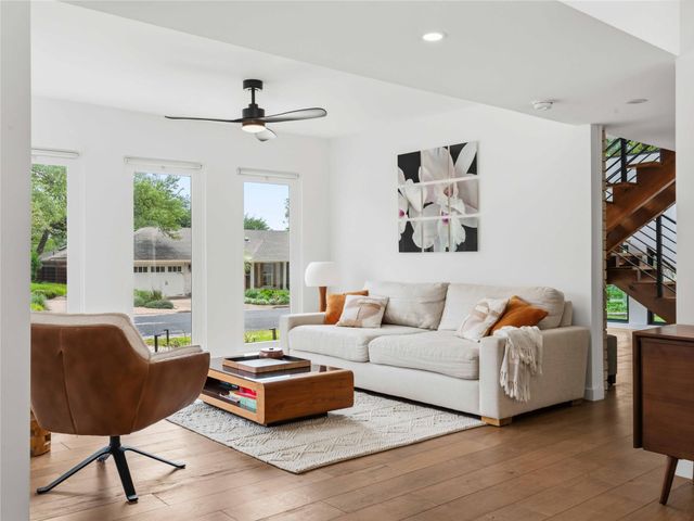 4502 Mountain Path DR, Austin, TX 78759
