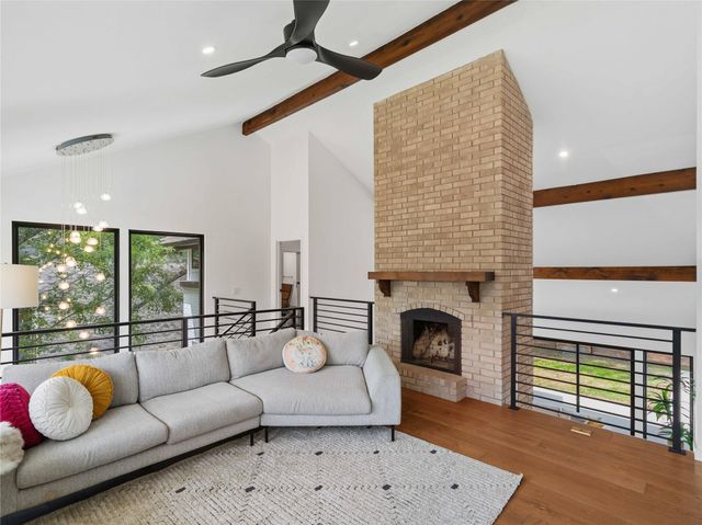 4502 Mountain Path DR, Austin, TX 78759