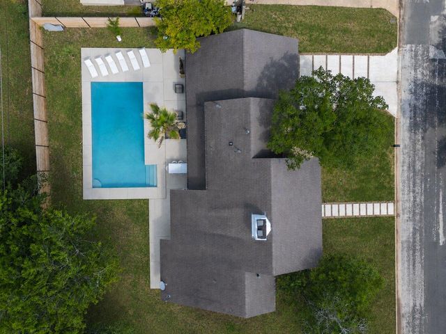 4502 Mountain Path DR, Austin, TX 78759