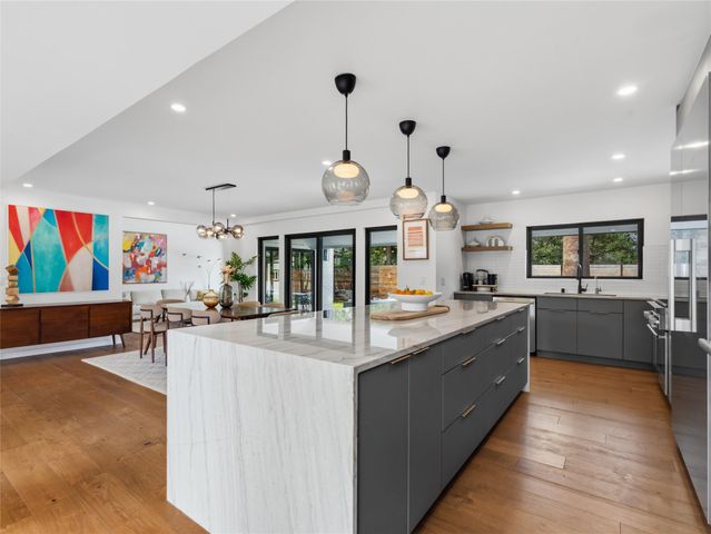 4502 Mountain Path DR, Austin, TX 78759