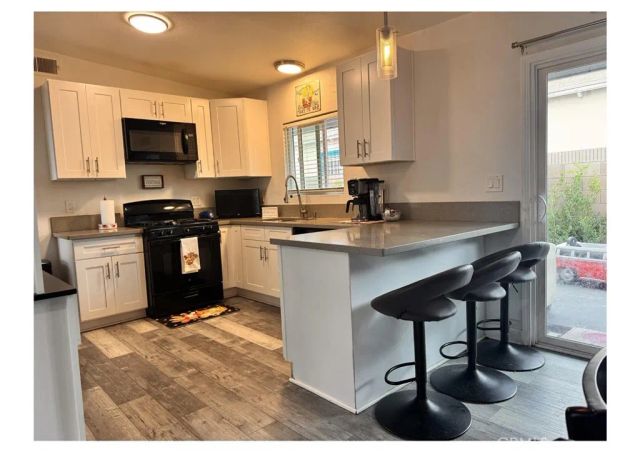 10347 Kalmia Street, Los Angeles, CA 90002