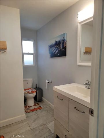 10347 Kalmia Street, Los Angeles, CA 90002