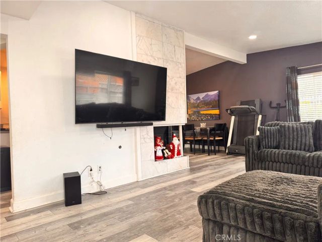 10347 Kalmia Street, Los Angeles, CA 90002