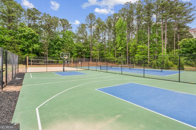 89 Clubhouse Way, Acworth, GA 30101