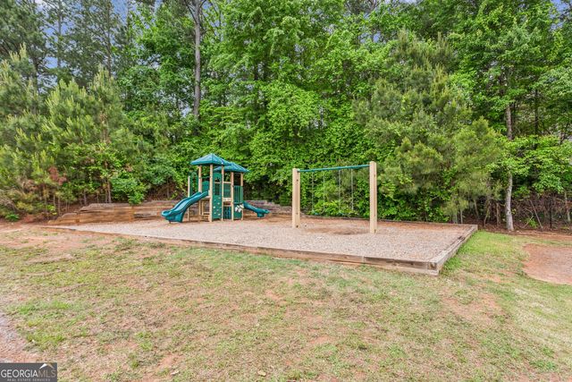 89 Clubhouse Way, Acworth, GA 30101