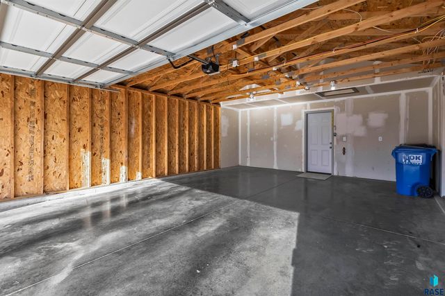 6516 W 6th Pl Place, Sioux Falls, SD 57107