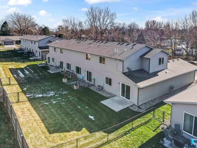 6516 W 6th Pl Place, Sioux Falls, SD 57107