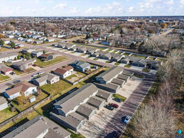 6516 W 6th Pl Place, Sioux Falls, SD 57107