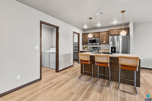 6516 W 6th Pl Place, Sioux Falls, SD 57107