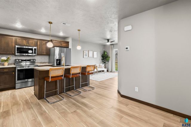 6516 W 6th Pl Place, Sioux Falls, SD 57107