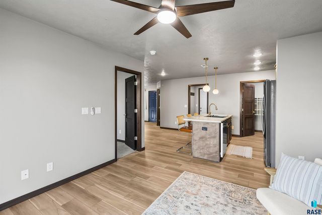 6516 W 6th Pl Place, Sioux Falls, SD 57107