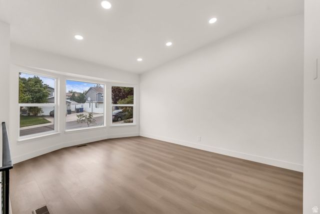 3482 W 5735 S, Taylorsville, UT 84129