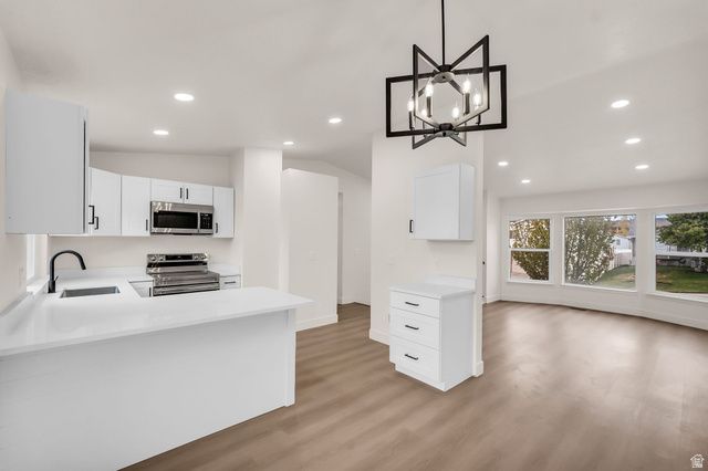 3482 W 5735 S, Taylorsville, UT 84129