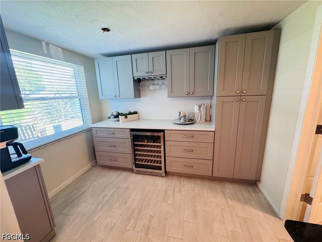 5598 Boynton LN, Fort Myers, FL 33919