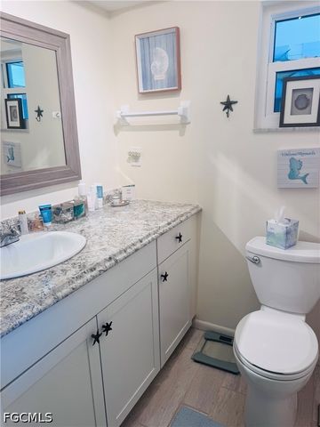 5598 Boynton LN, Fort Myers, FL 33919