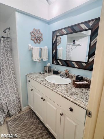5598 Boynton LN, Fort Myers, FL 33919